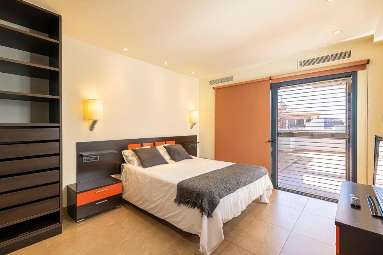 Luxury Holidays Suites, Playa De Los Cristianos Los Cristianos (Tenerife) Exterior foto