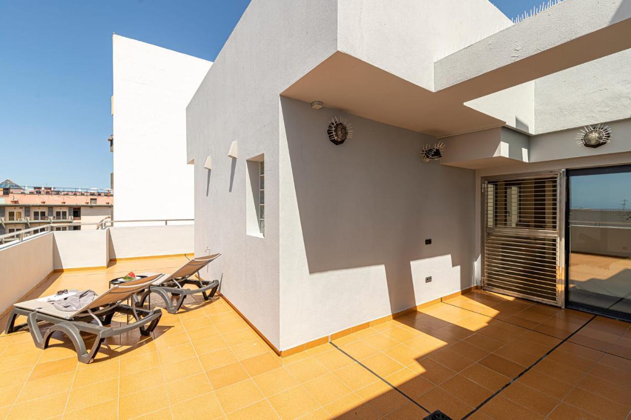 Luxury Holidays Suites, Playa De Los Cristianos Los Cristianos (Tenerife) Exterior foto